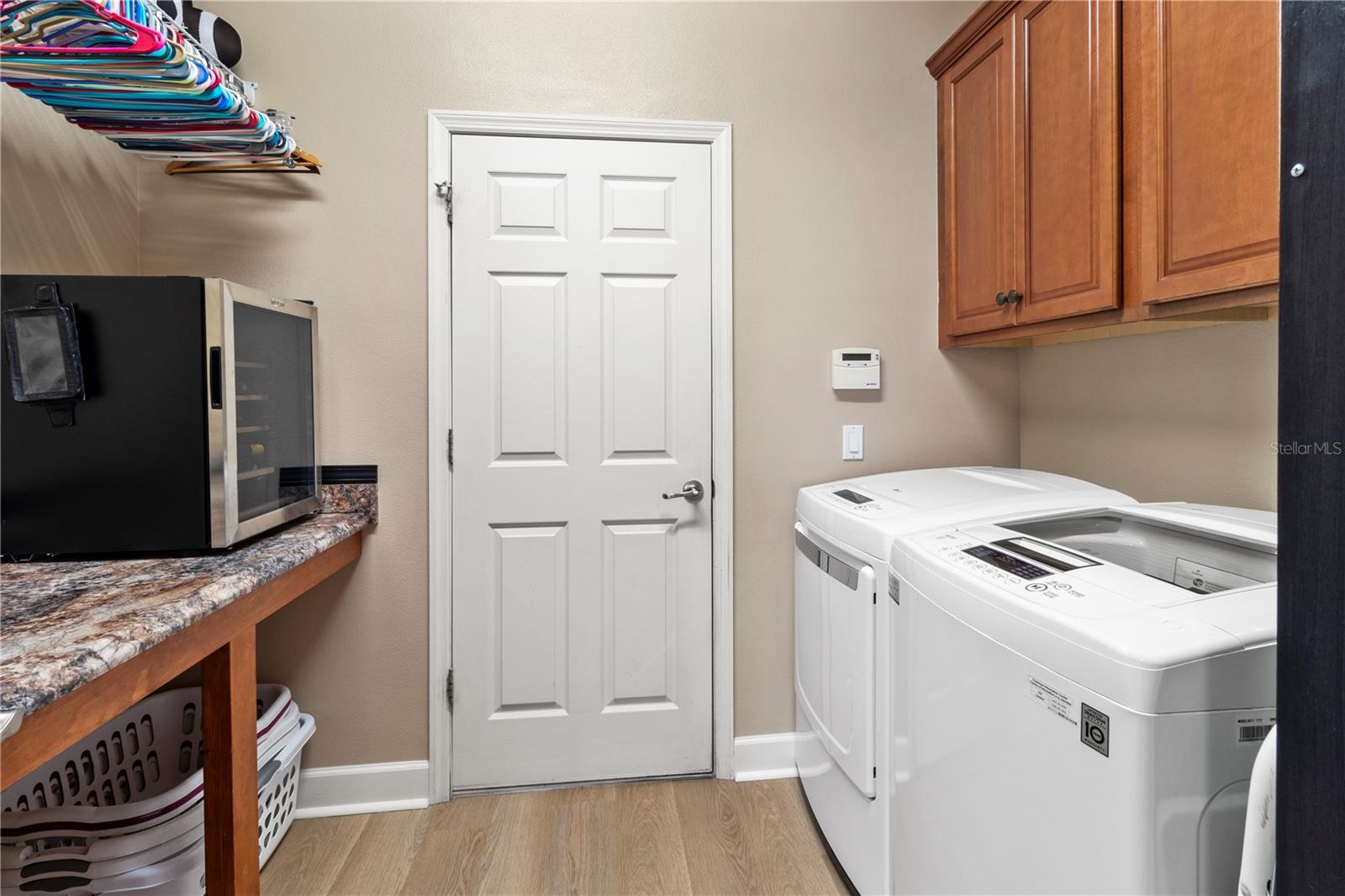 Listing photo id 26 for 1269 Western Pine Circle
