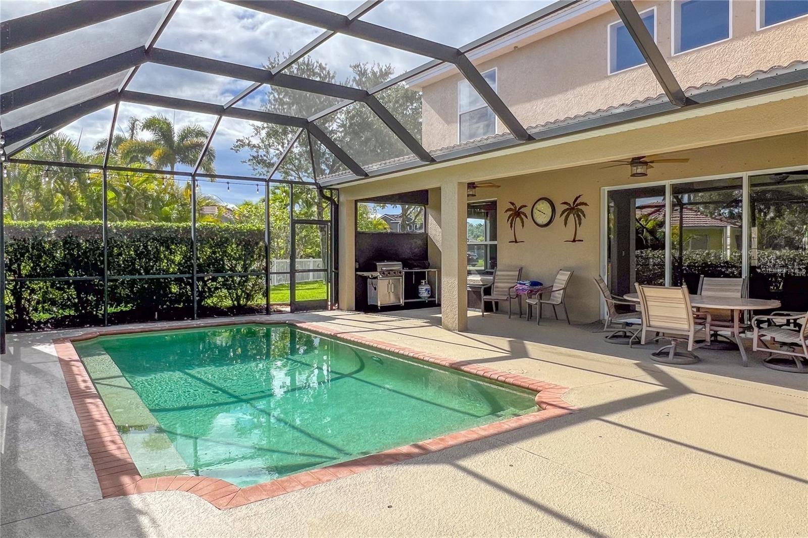 Listing photo id 1 for 1269 Western Pine Circle