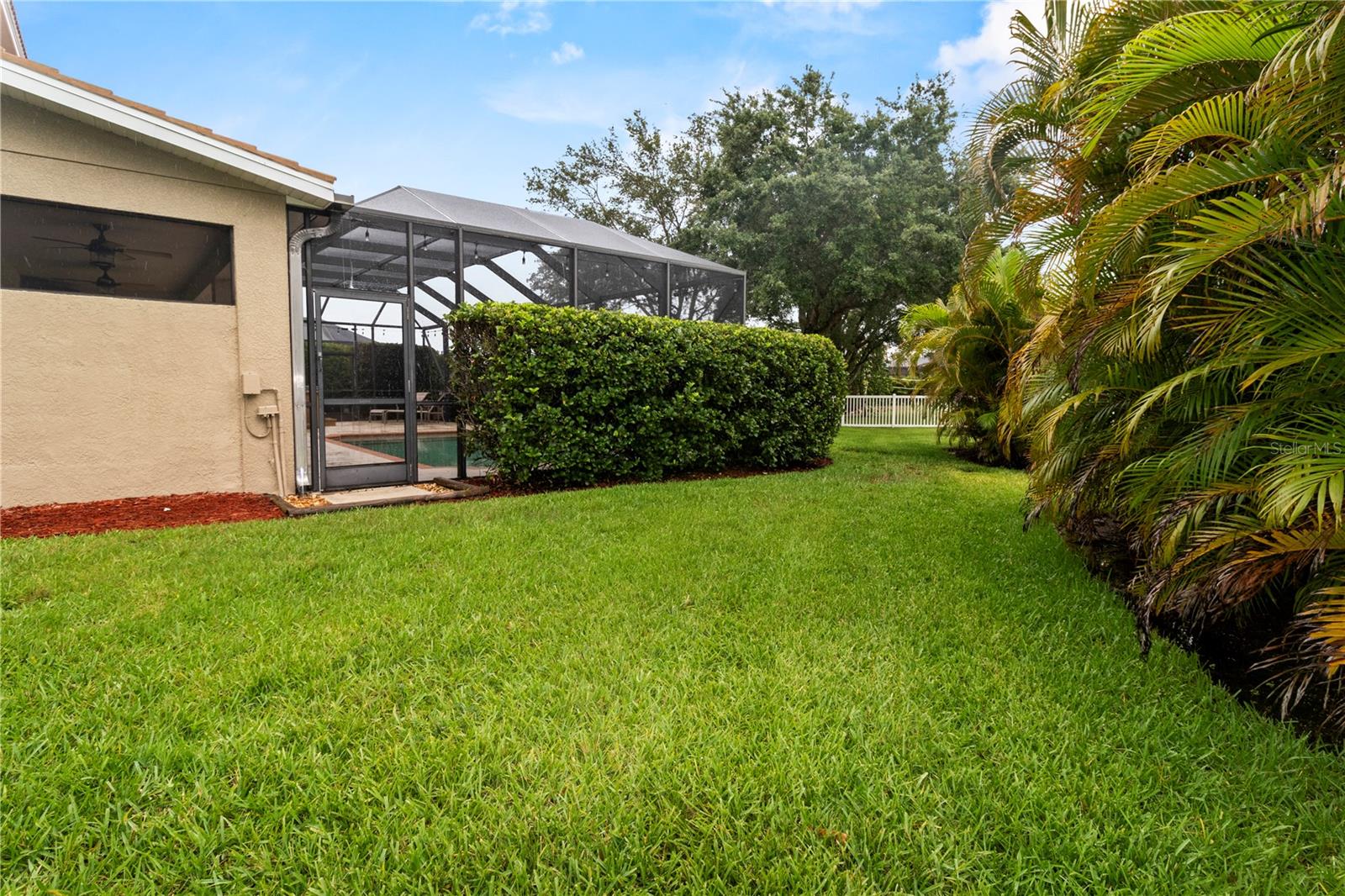 Listing photo id 42 for 1269 Western Pine Circle