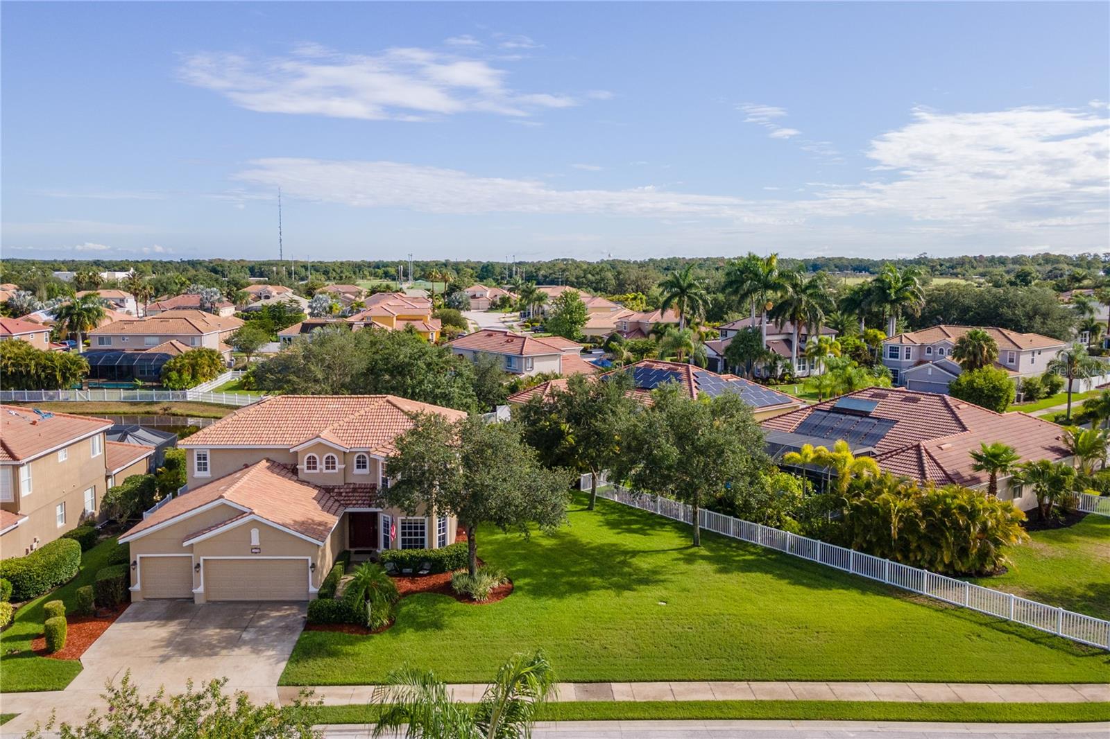 Listing photo id 48 for 1269 Western Pine Circle