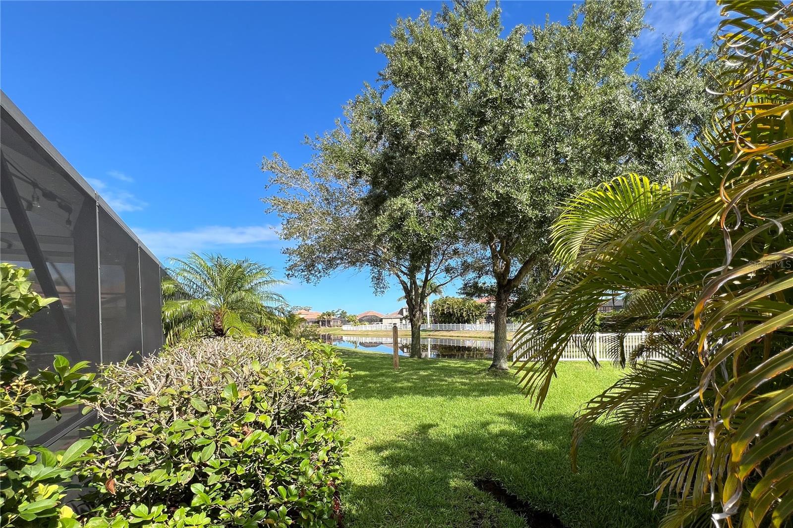 Listing photo id 59 for 1269 Western Pine Circle
