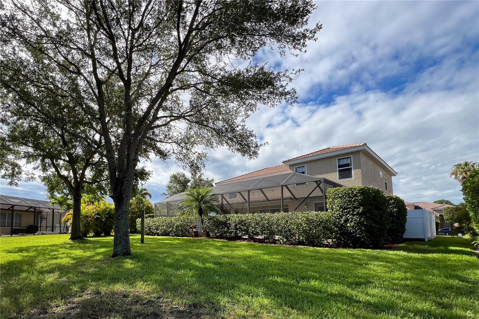 Listing photo id 63 for 1269 Western Pine Circle