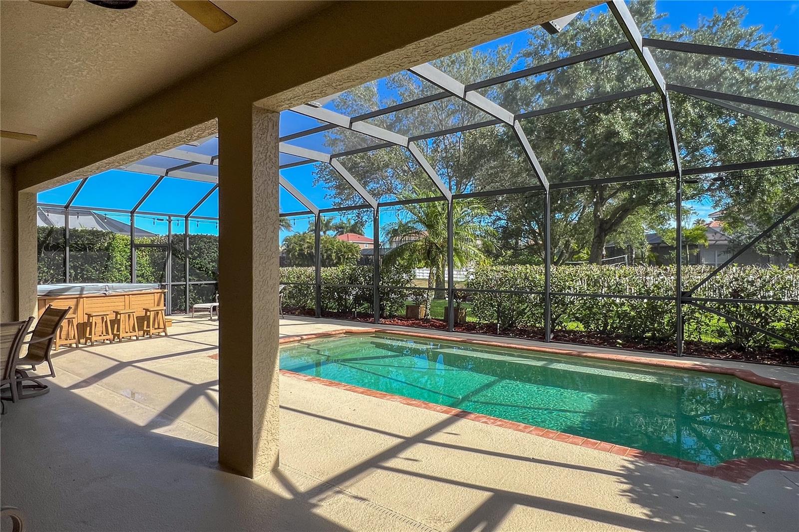 Listing photo id 67 for 1269 Western Pine Circle