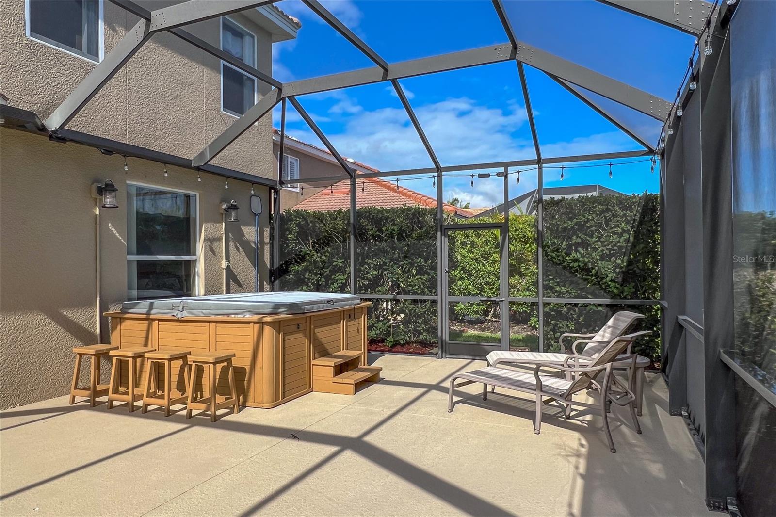 Listing photo id 68 for 1269 Western Pine Circle