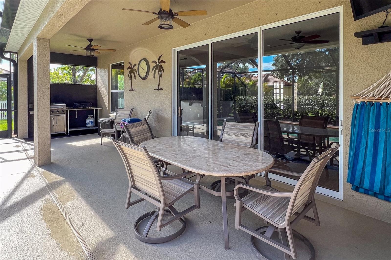 Listing photo id 69 for 1269 Western Pine Circle