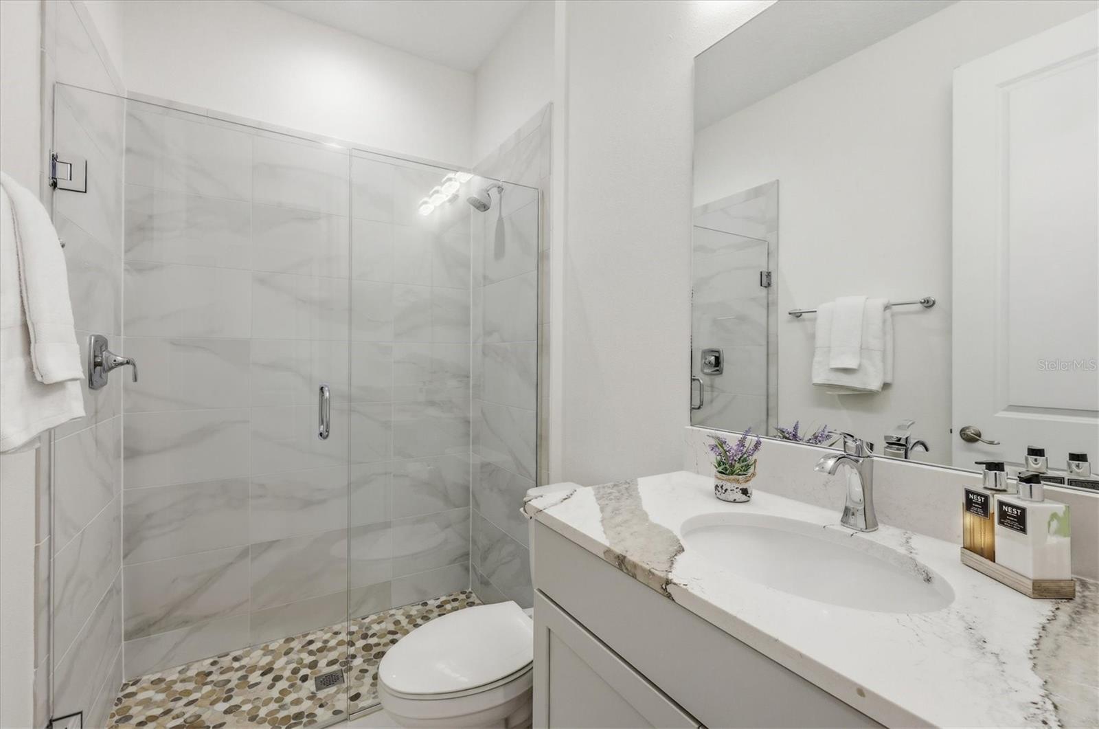 Image 38 of 73 For 17727 Savory Mist Circle