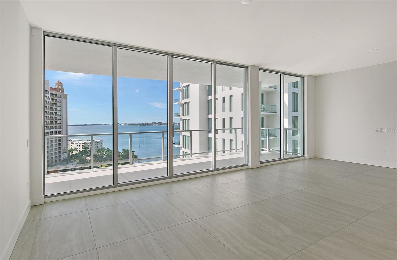 Image 12 of 77 For 301 Quay Commons  1011