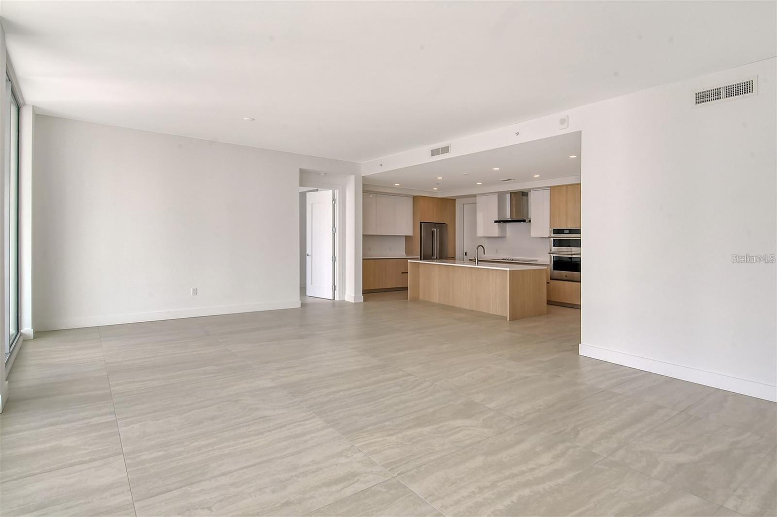 Image 13 of 77 For 301 Quay Commons  1011