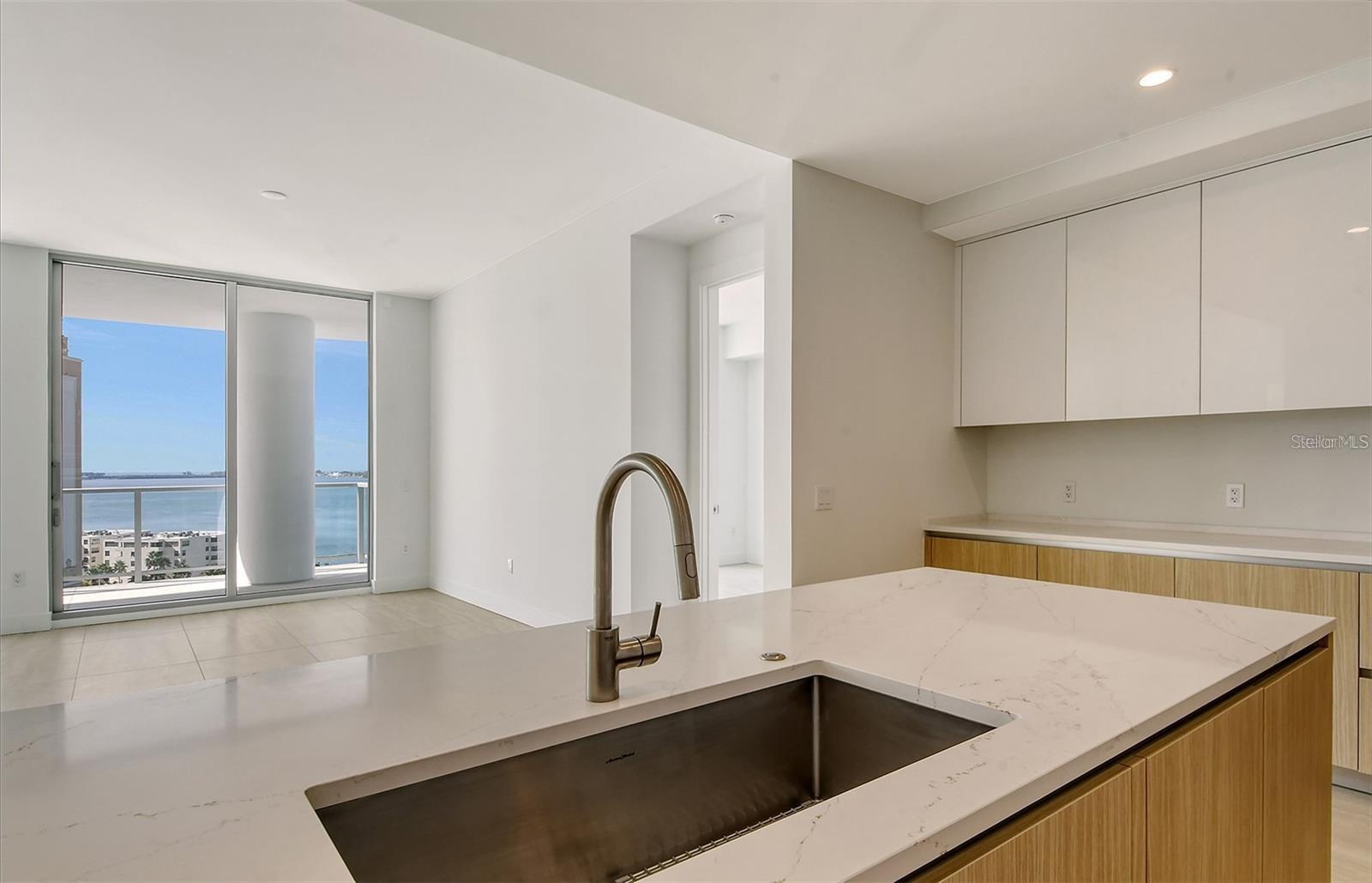 Image 19 of 77 For 301 Quay Commons  1011