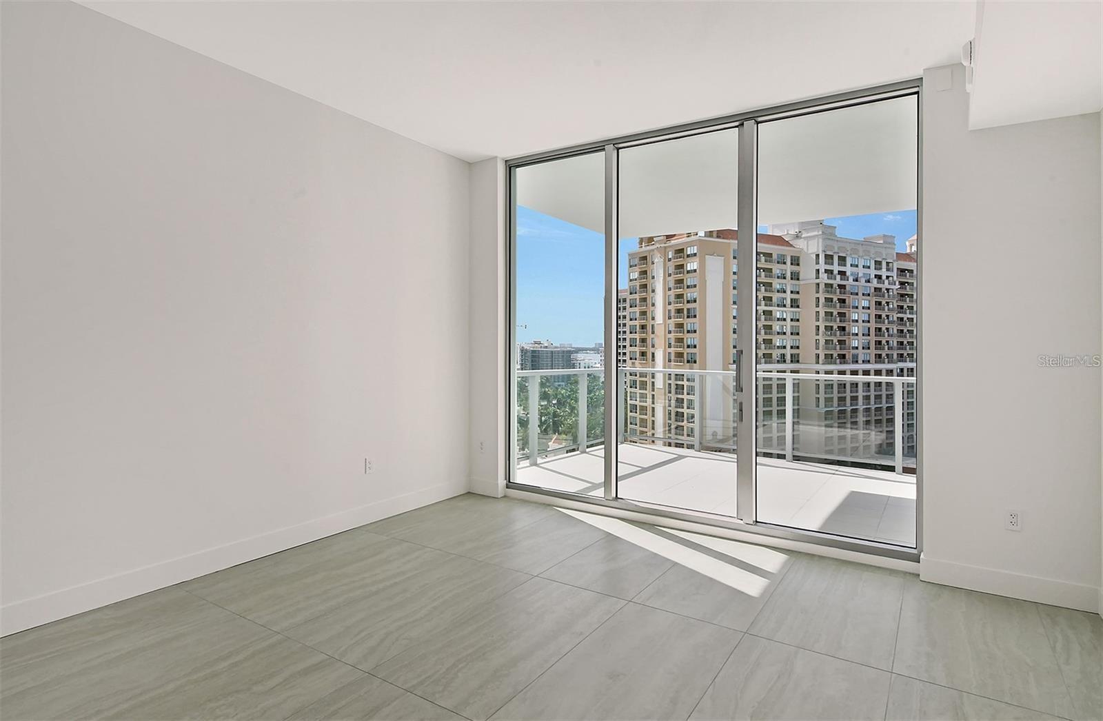 Image 22 of 77 For 301 Quay Commons  1011
