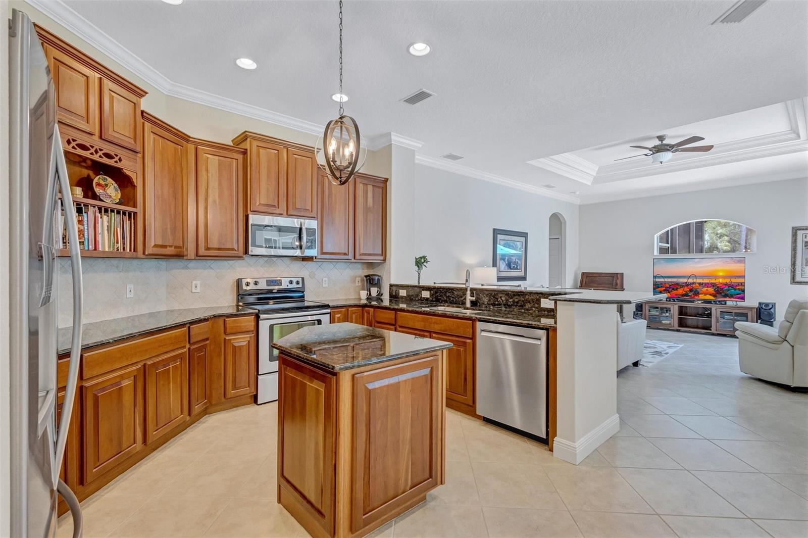 Image 18 of 55 For 14404 18th Place E