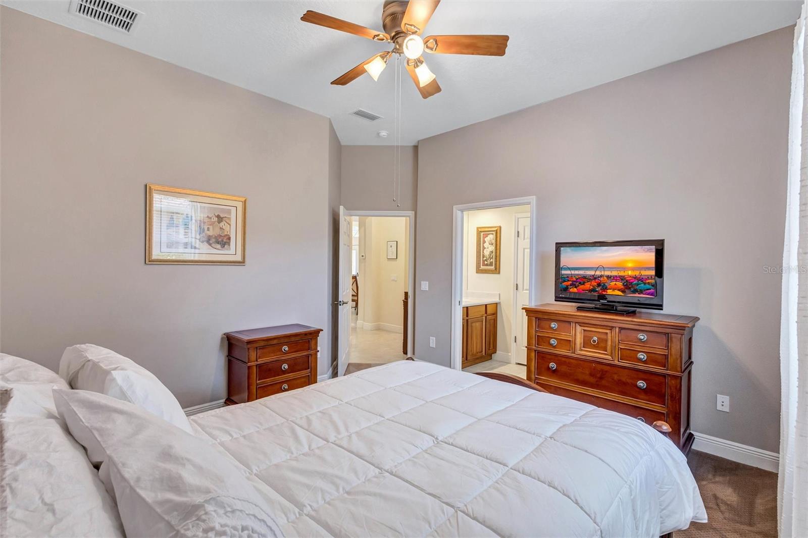 Image 37 of 55 For 14404 18th Place E