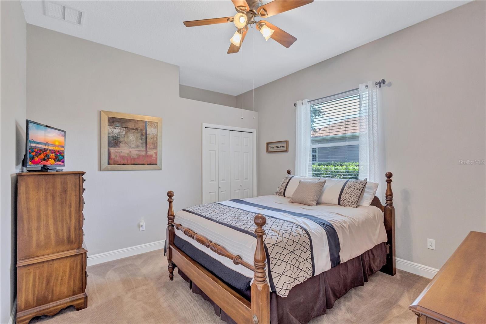 Image 43 of 55 For 14404 18th Place E