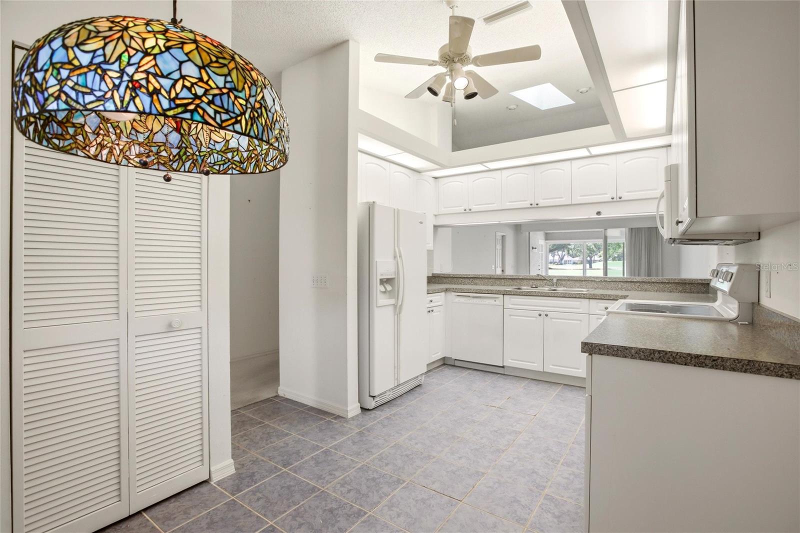 Image 15 of 47 For 5576 Country Club Way 5576