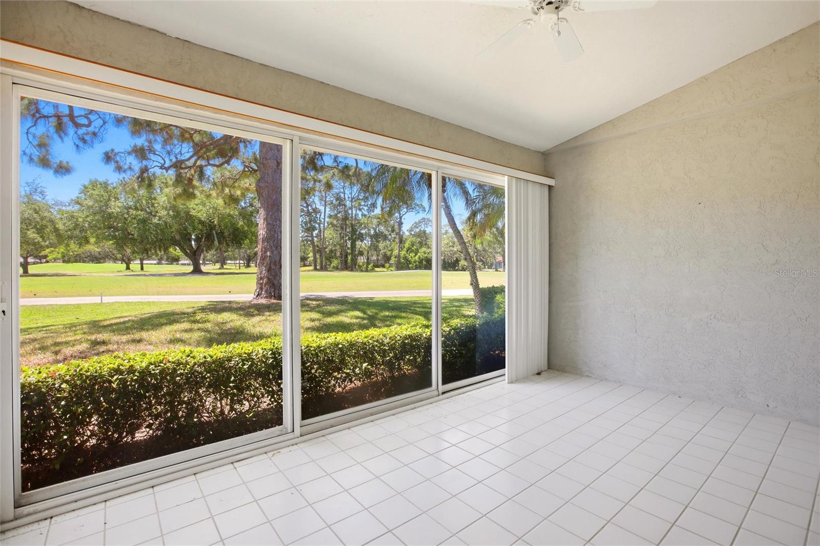 Image 2 of 47 For 5576 Country Club Way 5576