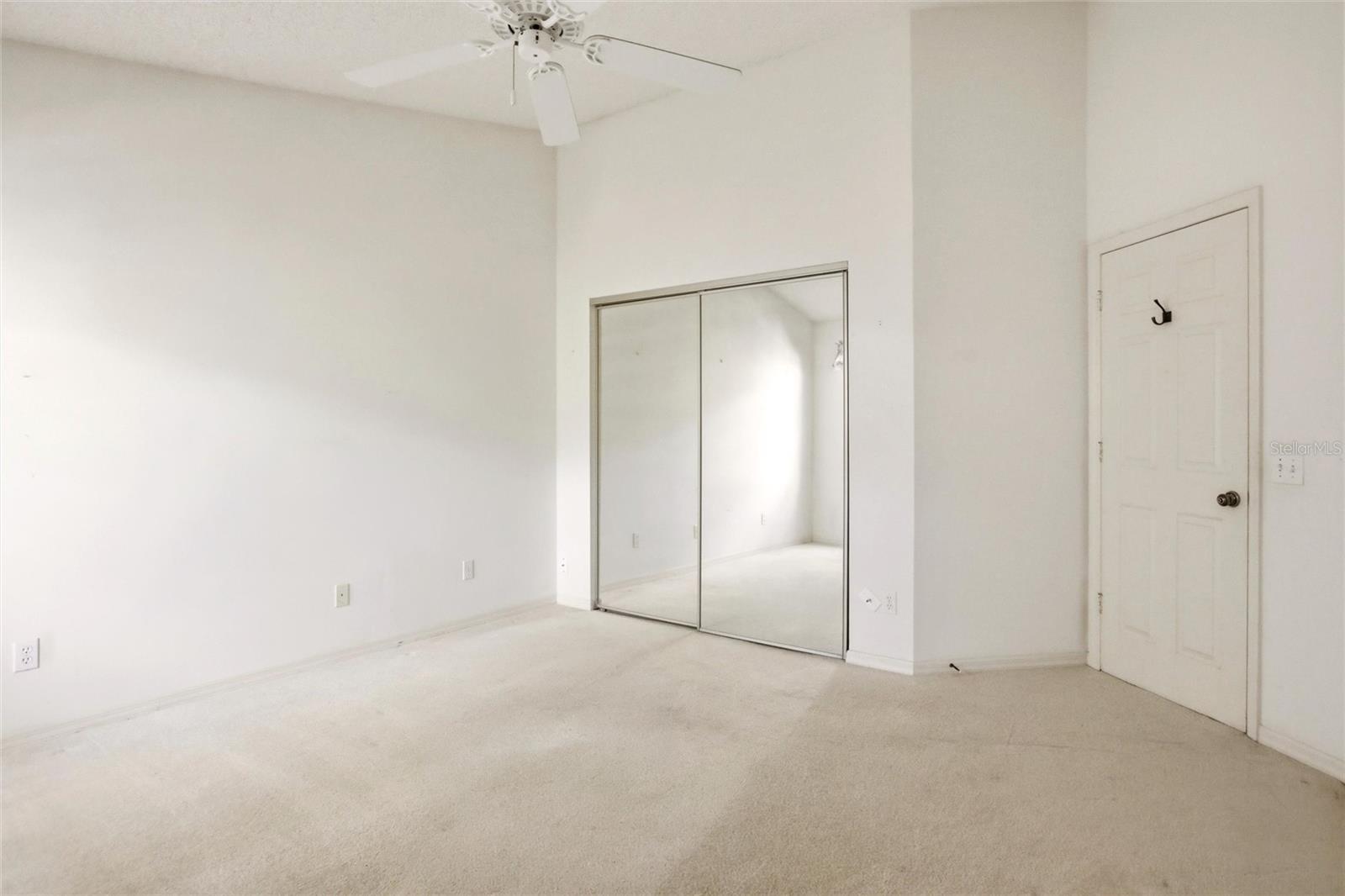 Image 21 of 47 For 5576 Country Club Way 5576