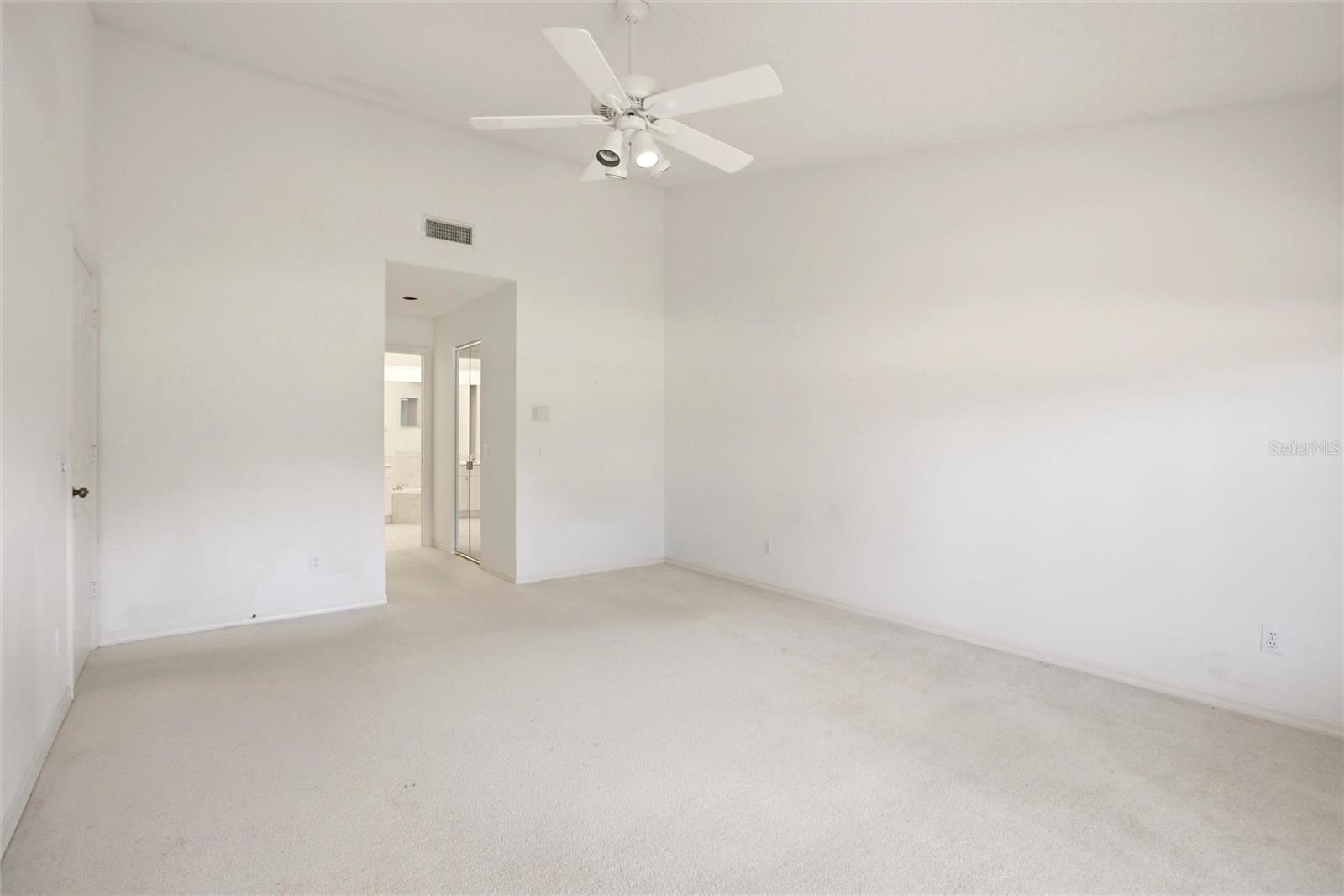 Image 26 of 47 For 5576 Country Club Way 5576