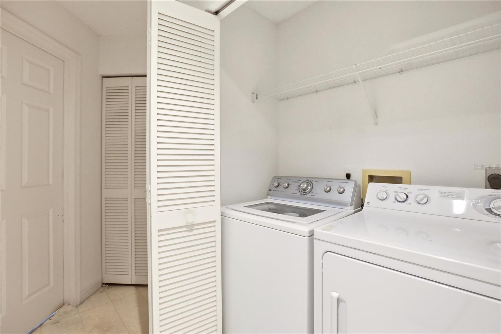 Image 35 of 47 For 5576 Country Club Way 5576