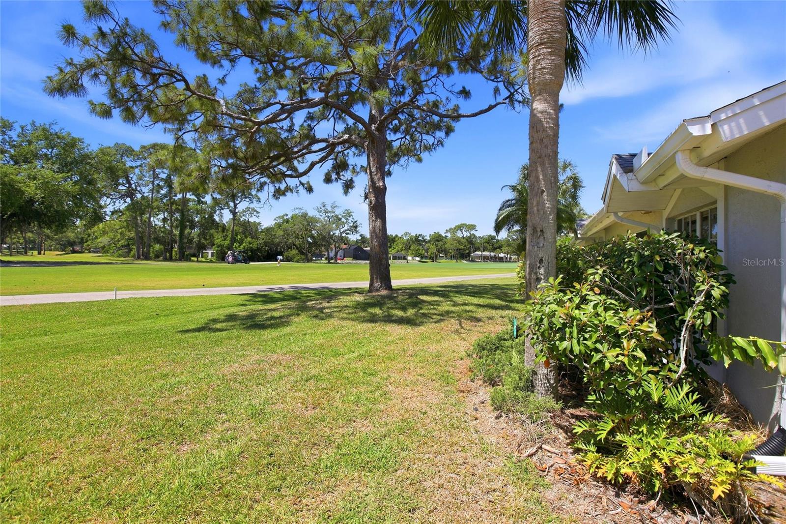 Image 4 of 47 For 5576 Country Club Way 5576