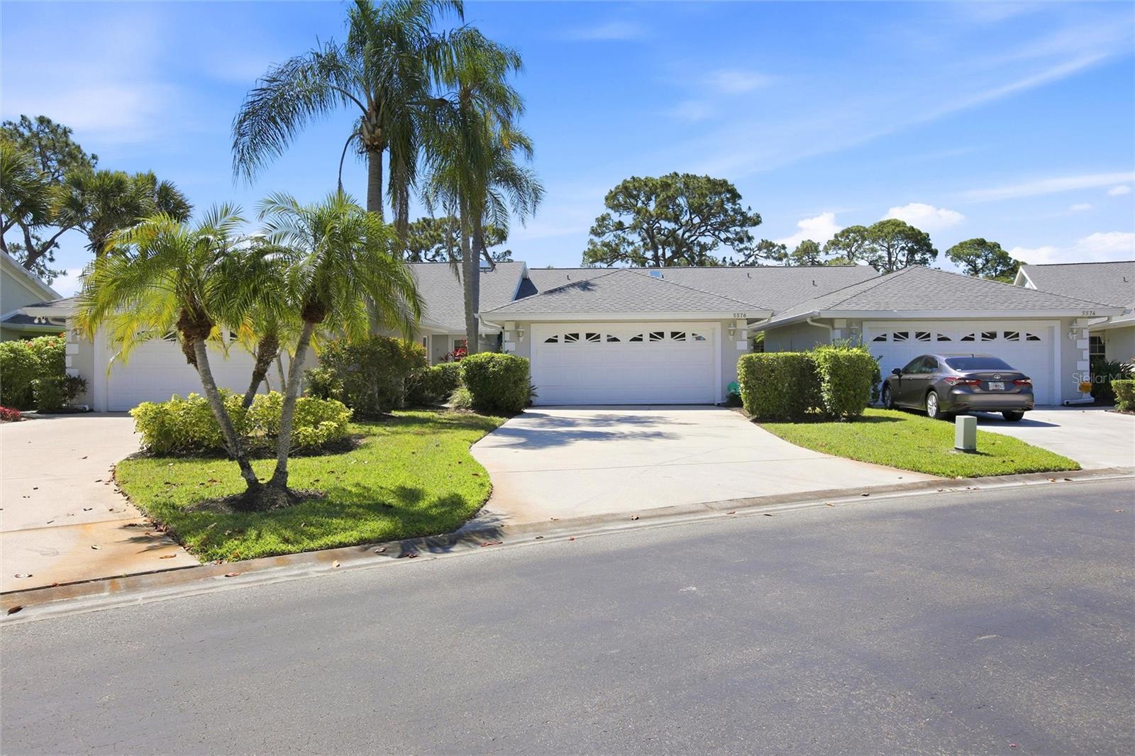 Image 6 of 47 For 5576 Country Club Way 5576