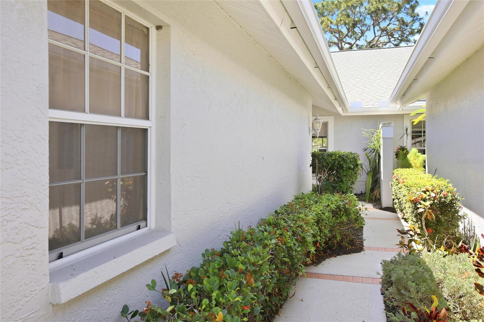 Image 9 of 47 For 5576 Country Club Way 5576
