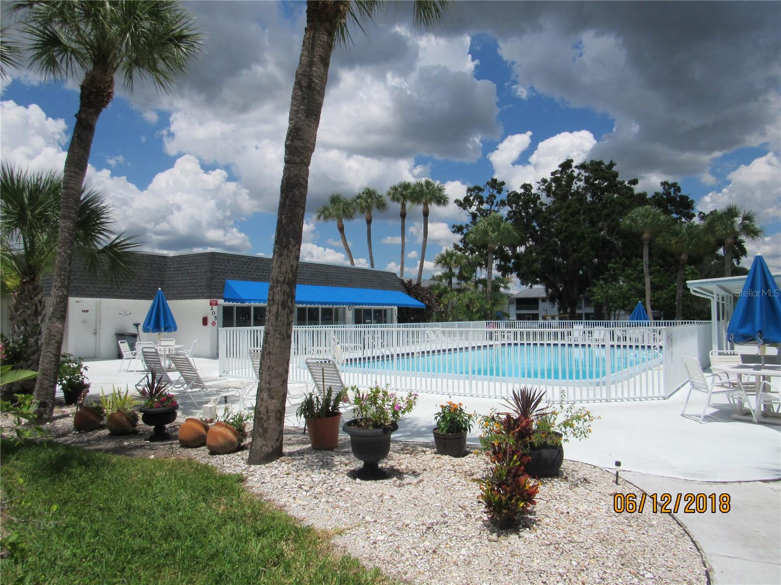 Image 17 of 19 For 304 47th Avenue Drive W 307