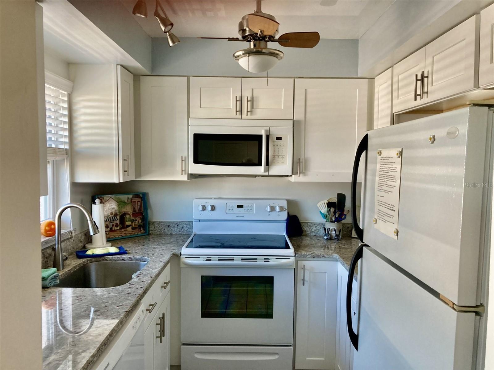 Image 3 of 19 For 304 47th Avenue Drive W 307