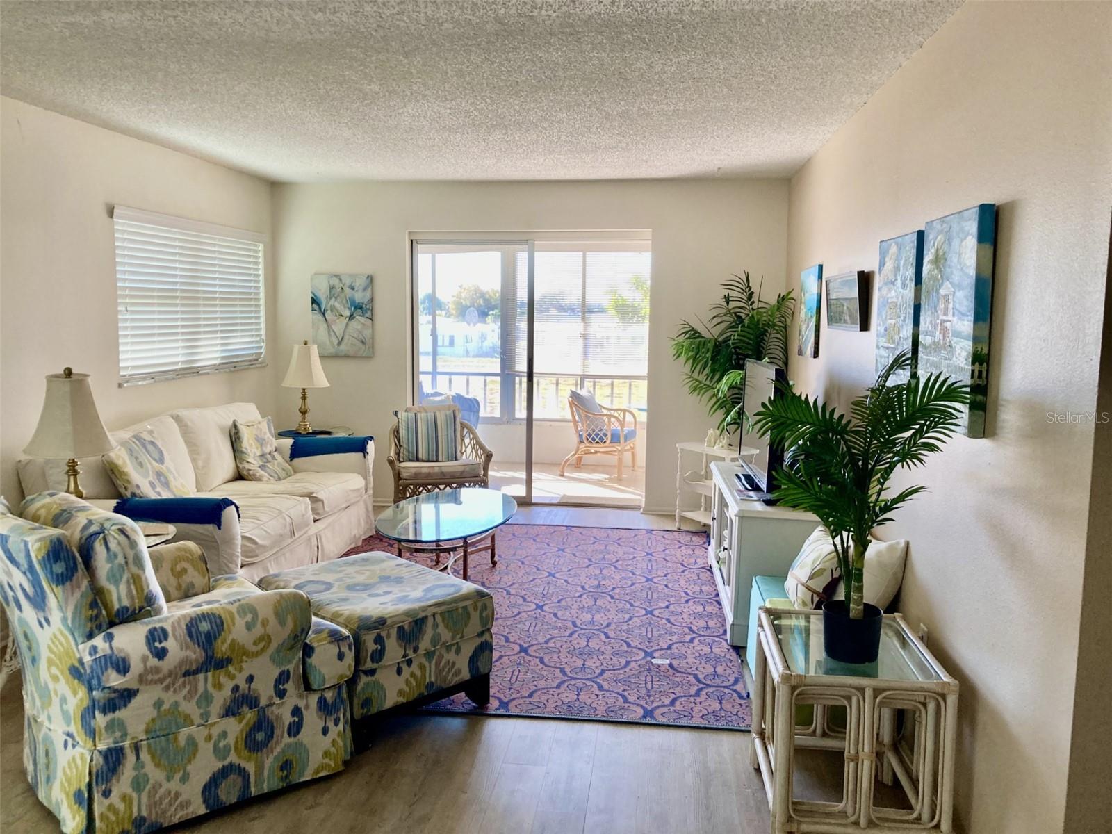 Image 6 of 19 For 304 47th Avenue Drive W 307