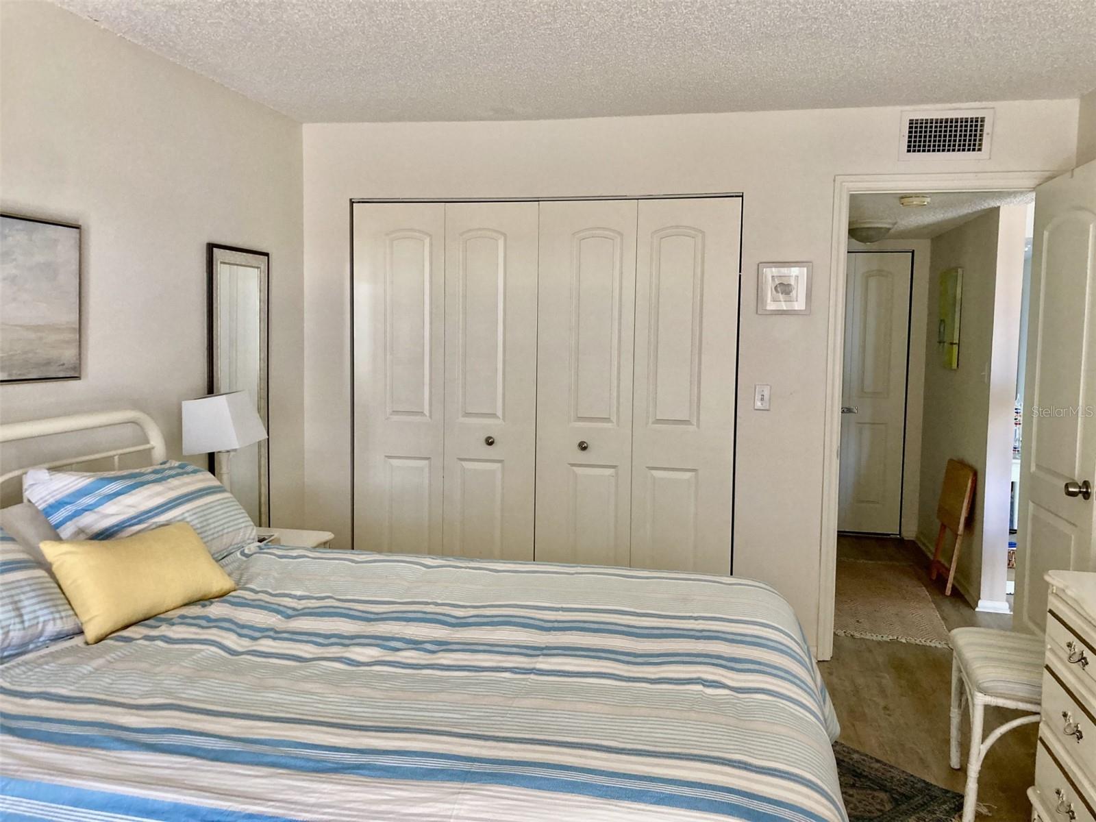 Image 9 of 19 For 304 47th Avenue Drive W 307