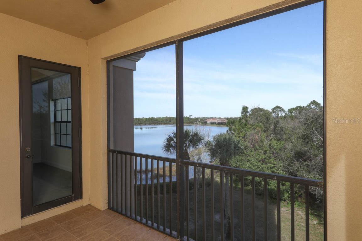 Image 18 of 51 For 7612 Lake Vista Court 308