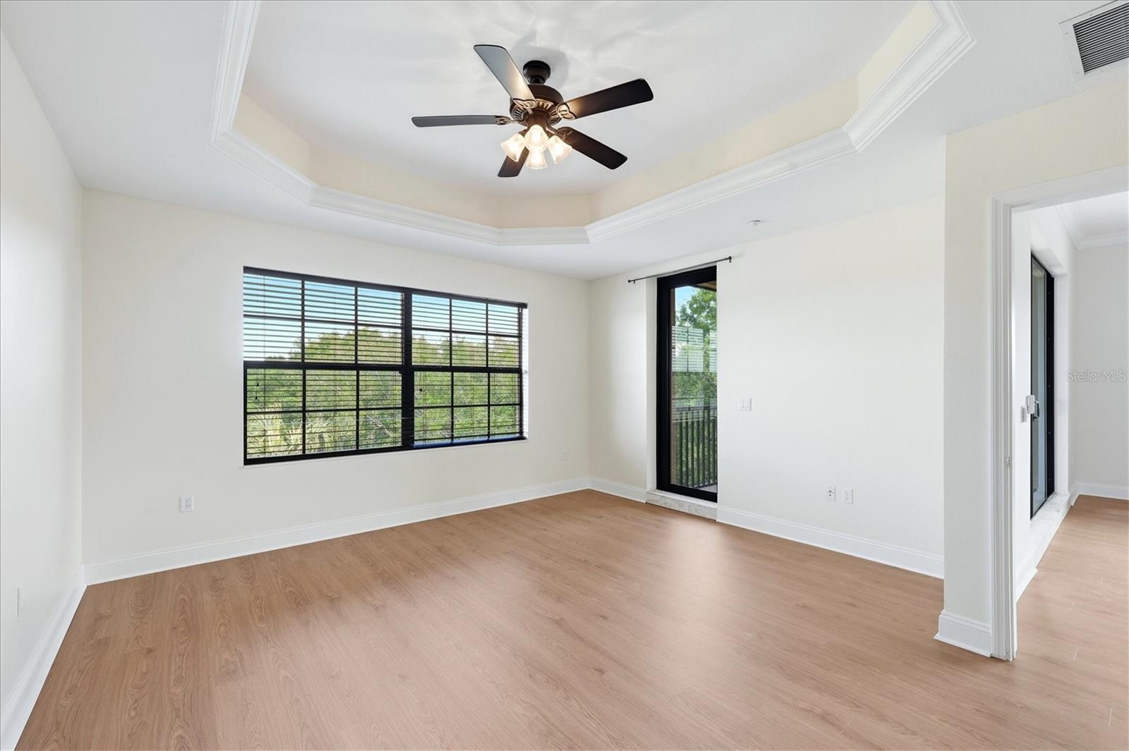 Image 24 of 51 For 7612 Lake Vista Court 308