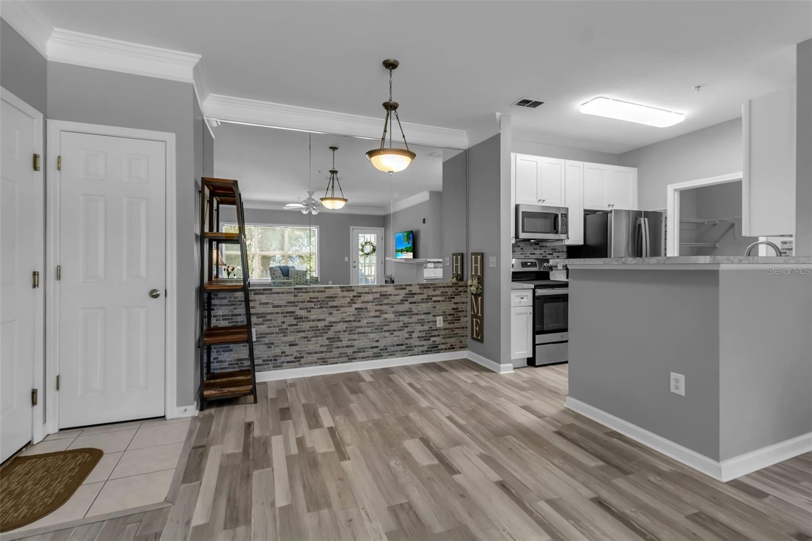 Image 13 of 37 For 4802 51st Street W 1207