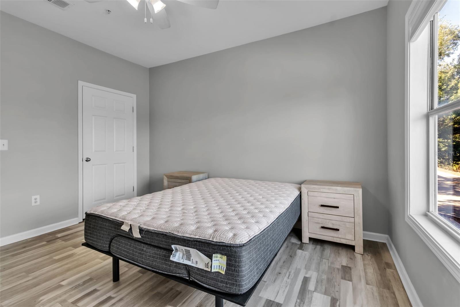 Image 20 of 37 For 4802 51st Street W 1207