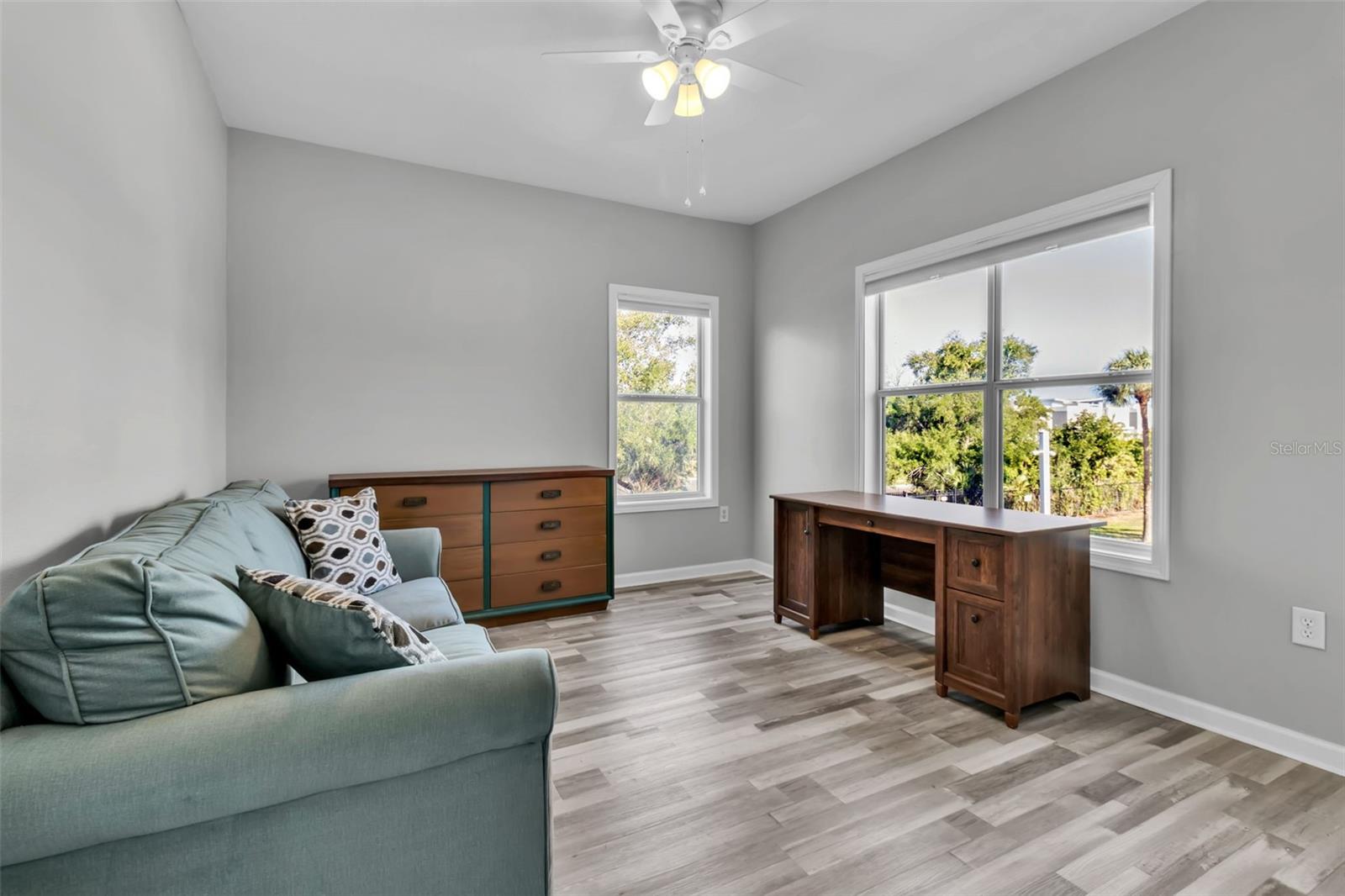 Image 21 of 37 For 4802 51st Street W 1207
