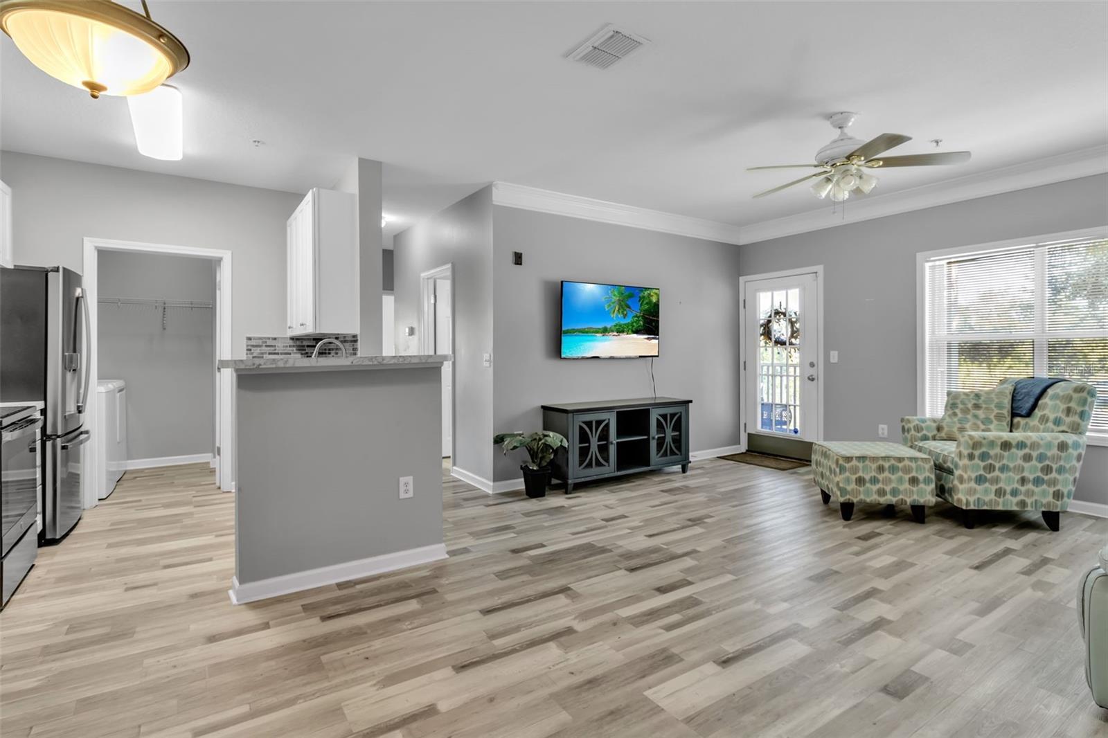 Image 8 of 37 For 4802 51st Street W 1207