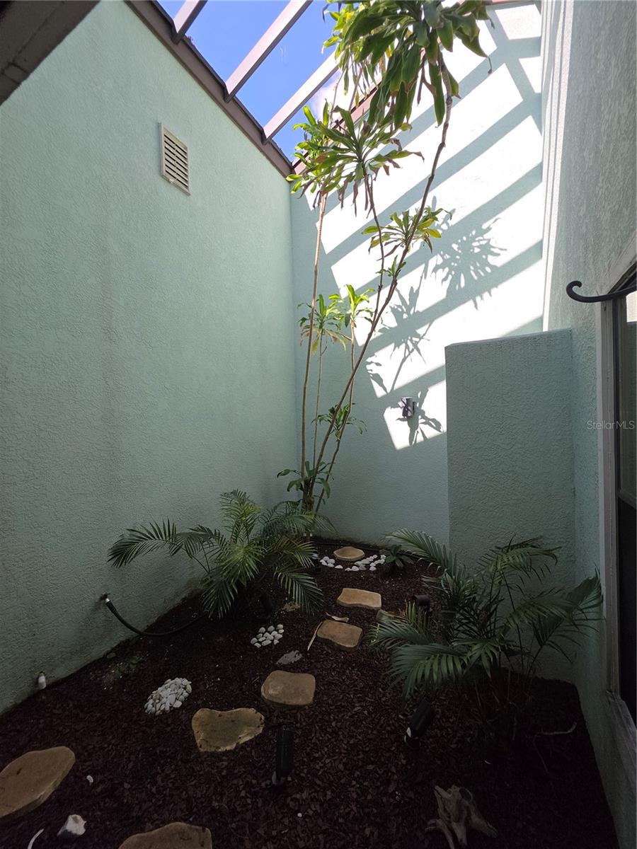 Image 10 of 55 For 7518 4th Avenue W