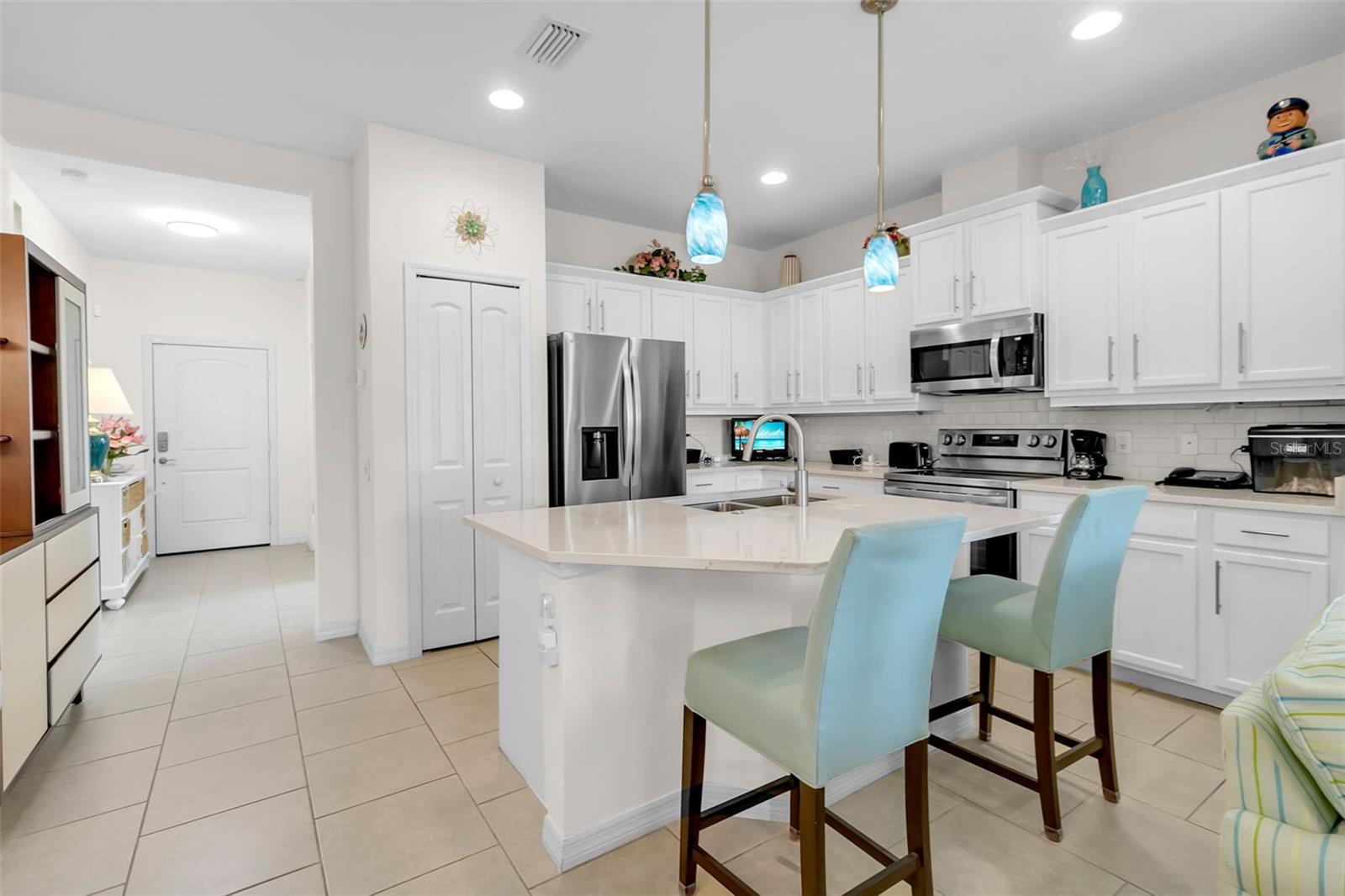 Image 17 of 56 For 7004 Vista Bella Drive