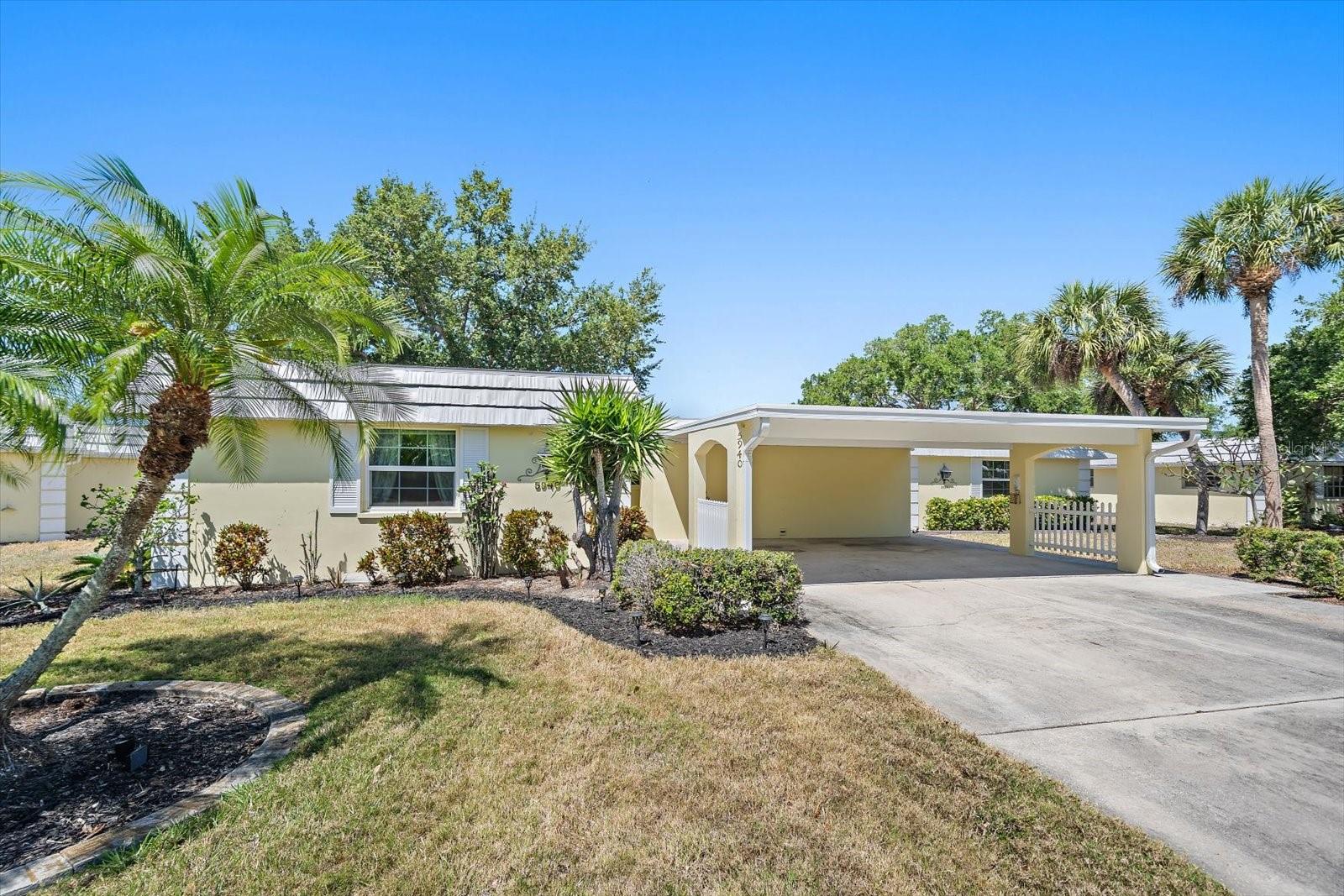 Details for 5940 Driftwood Avenue 15, SARASOTA, FL 34231