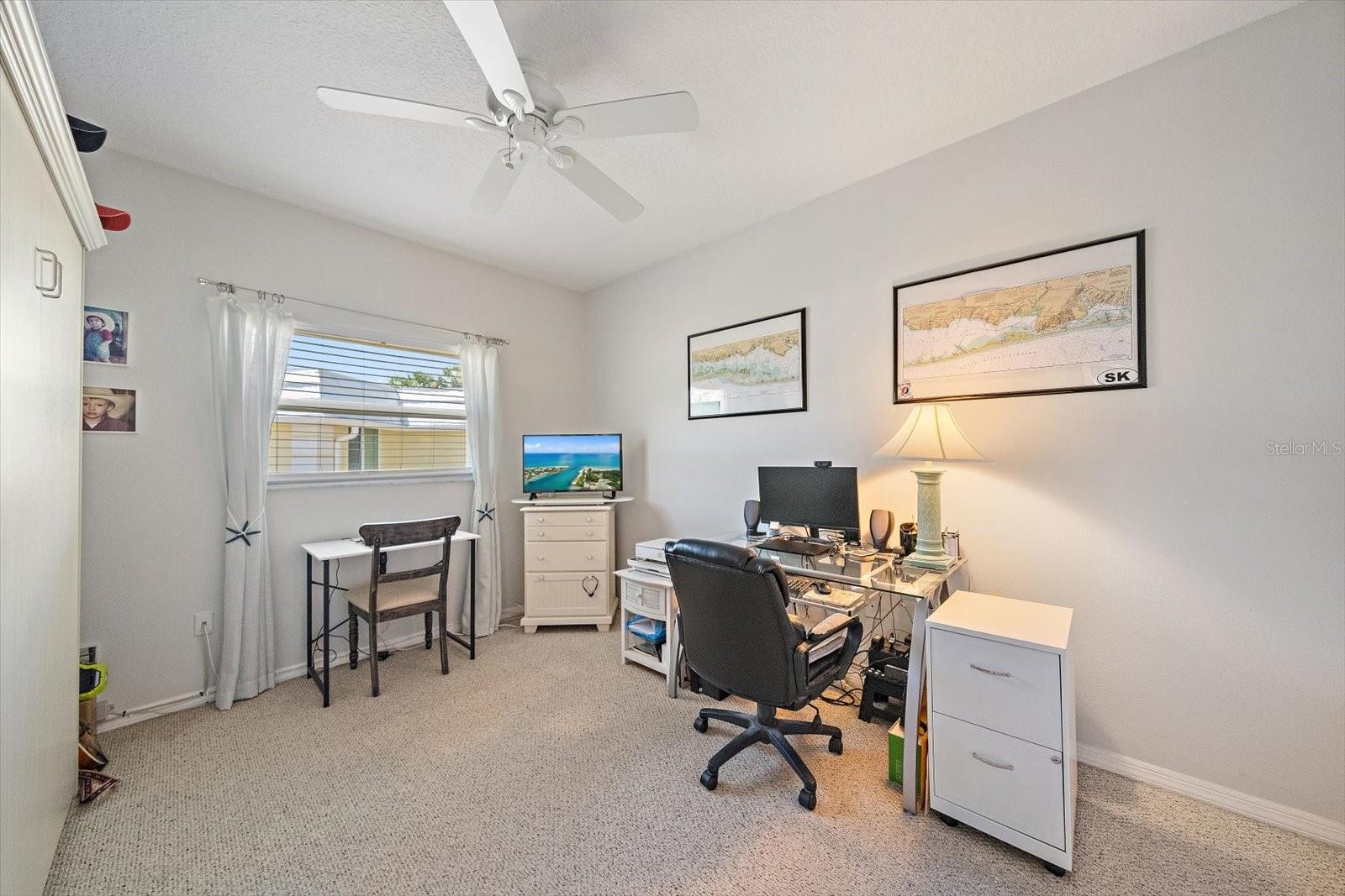 Image 15 of 39 For 5940 Driftwood Avenue 15