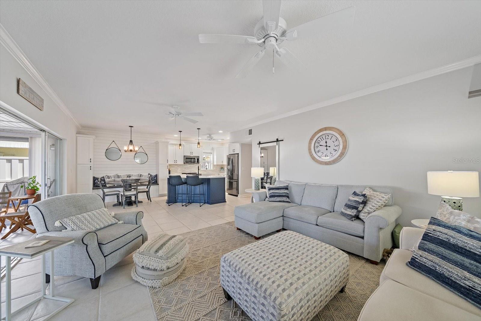 Image 23 of 39 For 5940 Driftwood Avenue 15