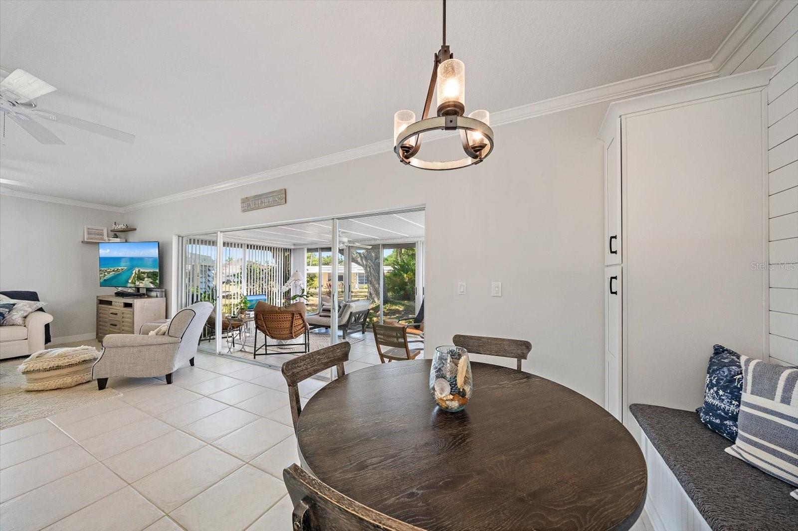 Image 31 of 39 For 5940 Driftwood Avenue 15