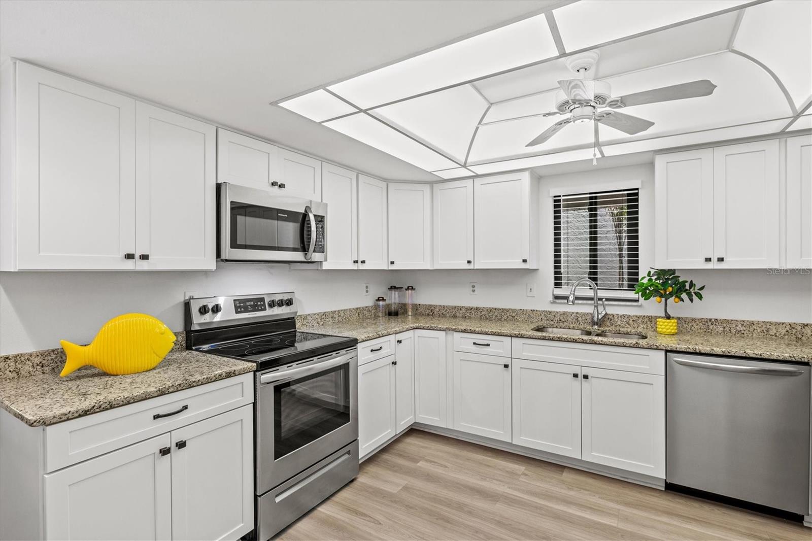 Image 11 of 48 For 792 Capri Isle Blvd  134