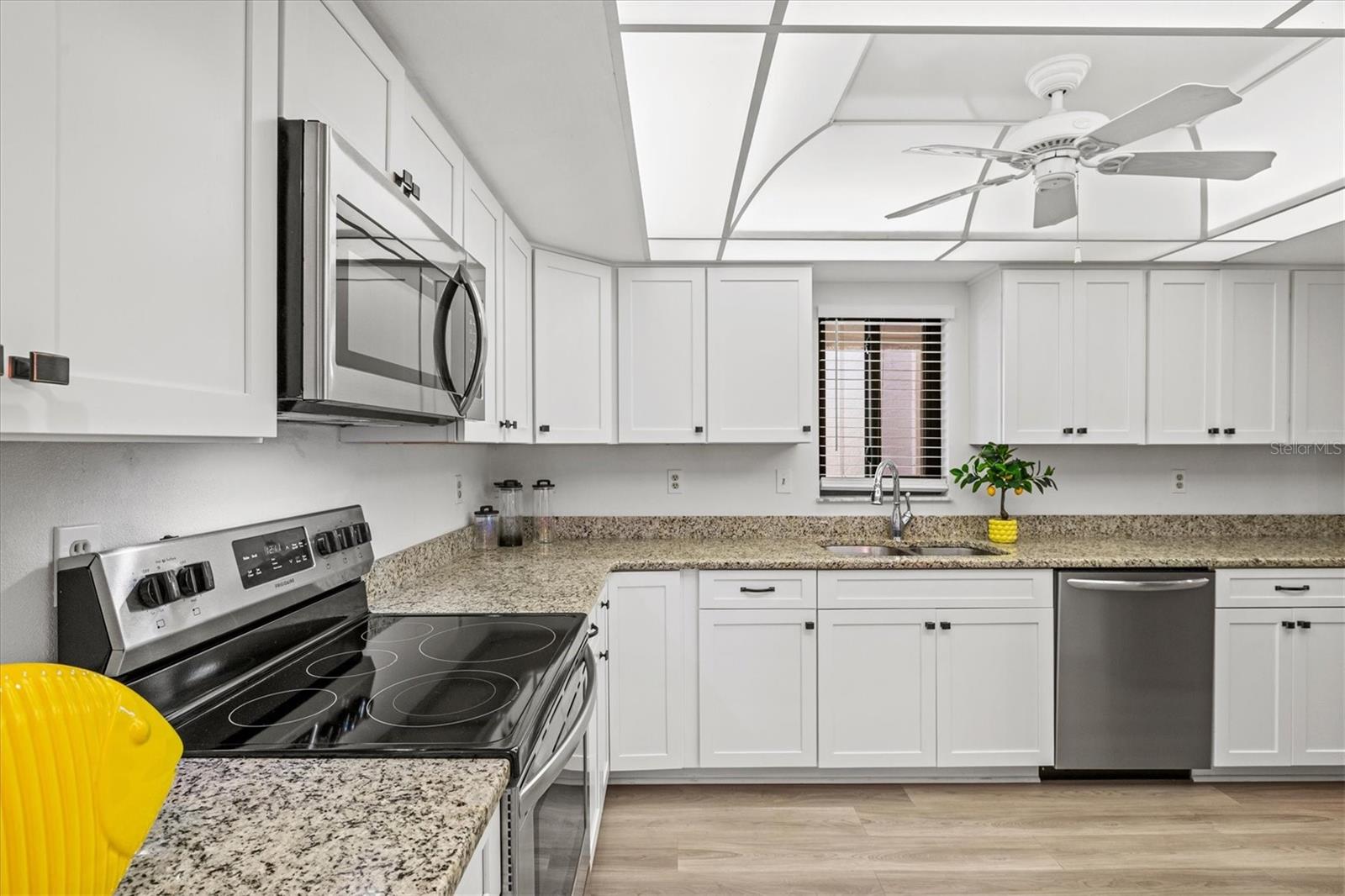 Image 12 of 48 For 792 Capri Isle Blvd  134