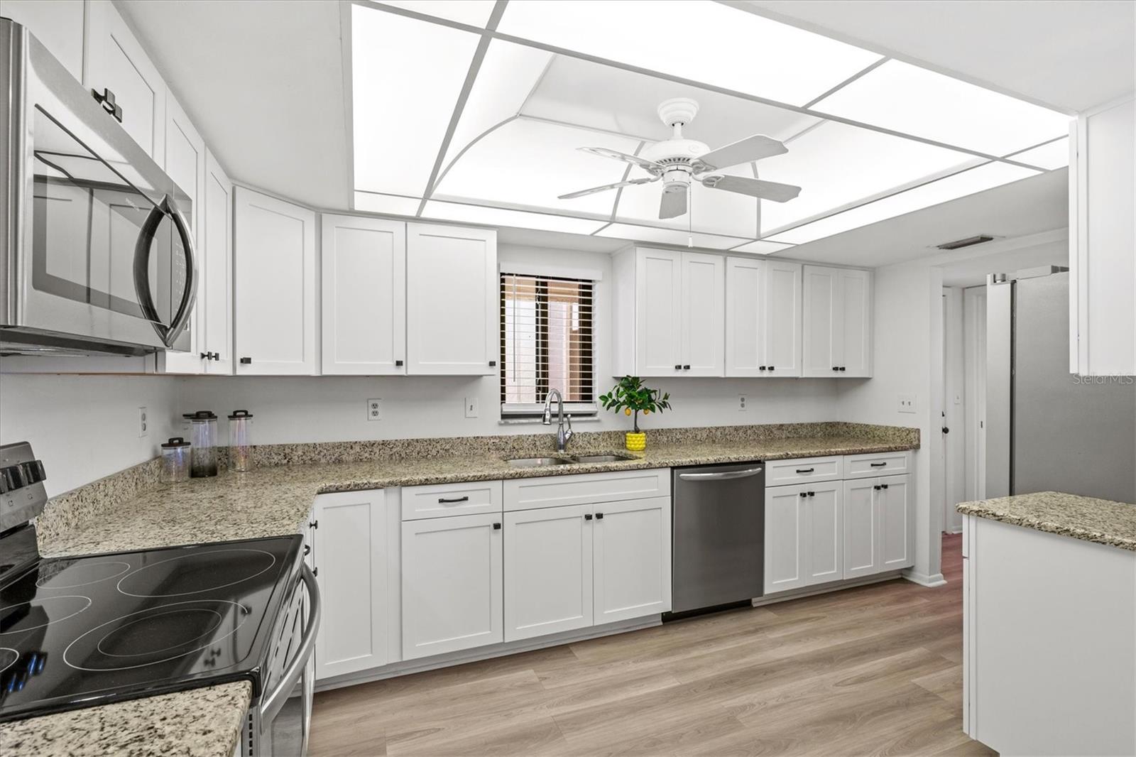 Image 13 of 48 For 792 Capri Isle Blvd  134