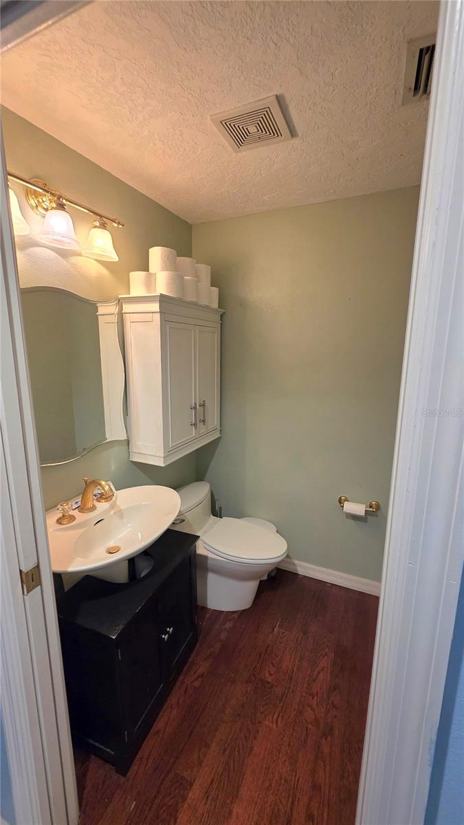 Image 4 of 15 For 1808 Zipperer Road