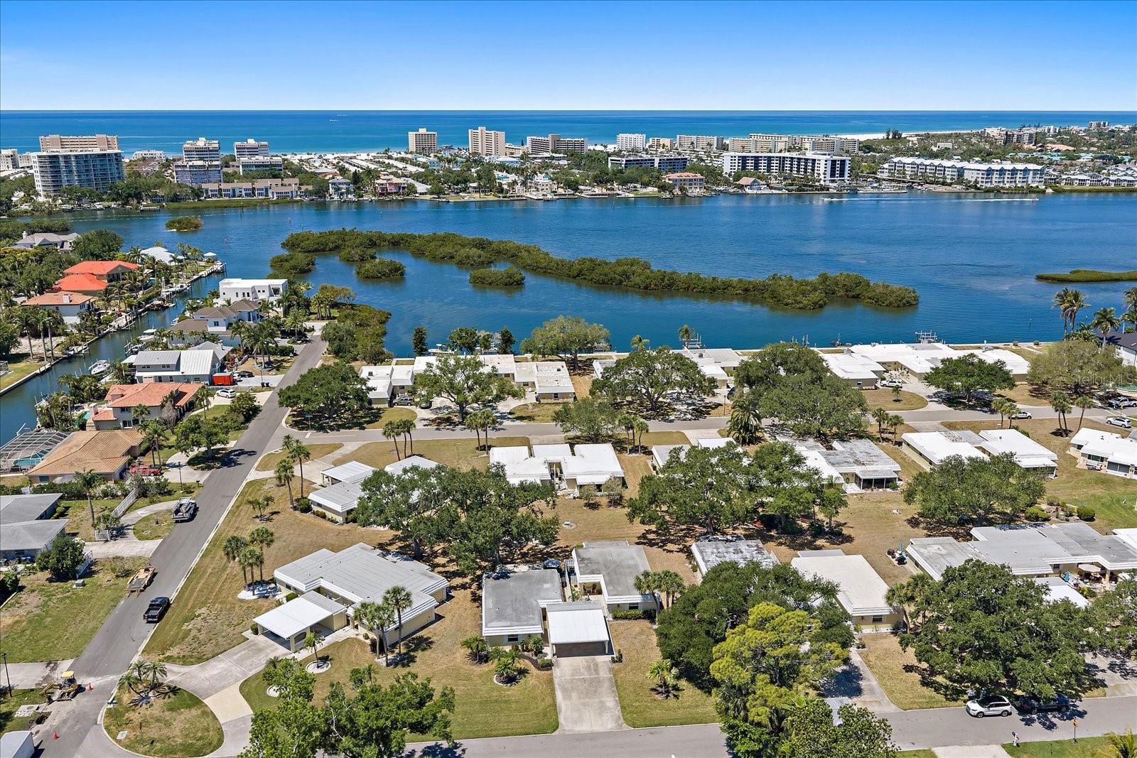 Image 12 of 44 For 5936 Driftwood Avenue 16