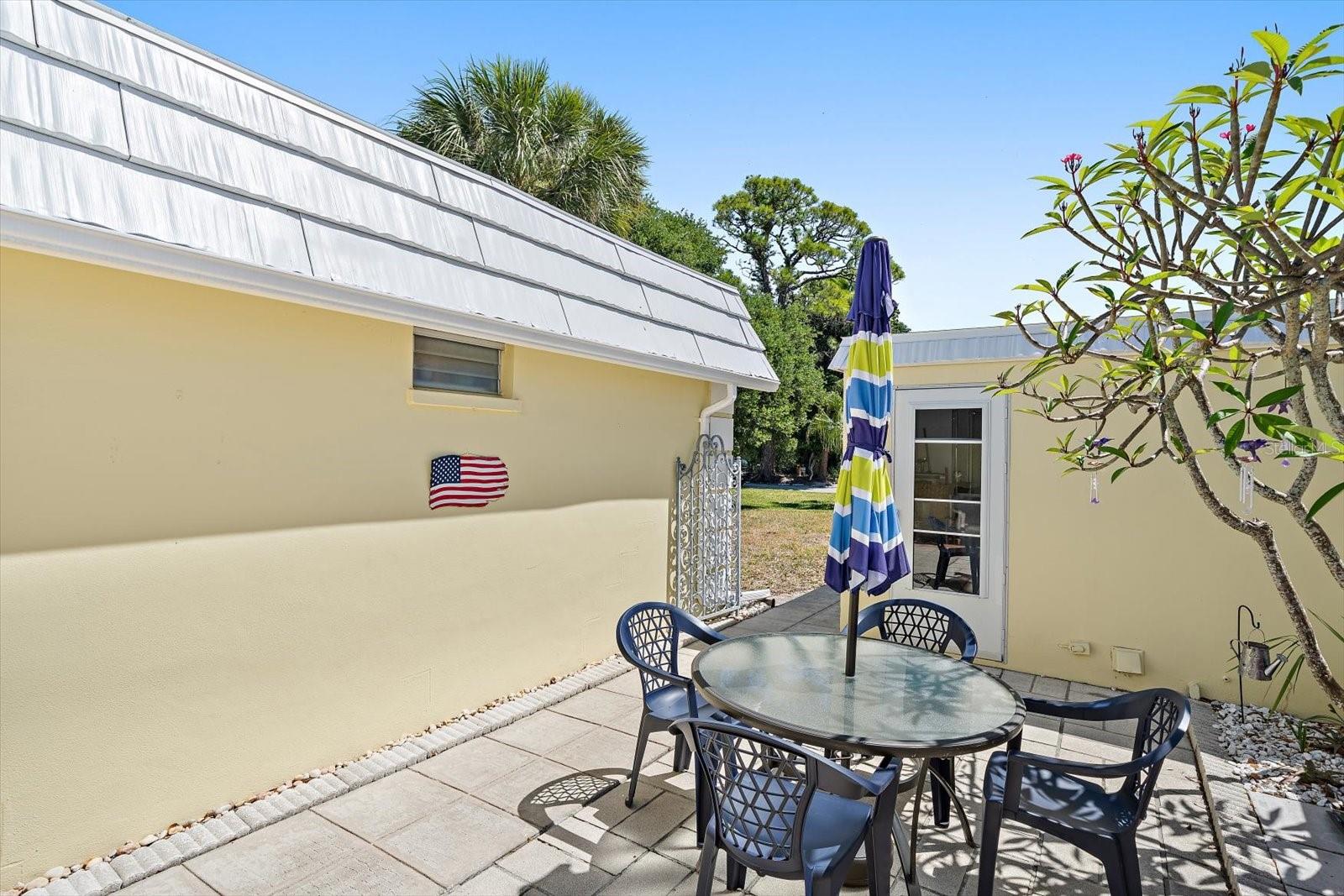 Image 39 of 44 For 5936 Driftwood Avenue 16