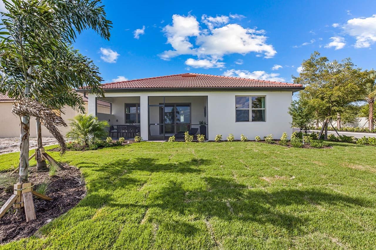 Image 17 of 34 For 748 Ravello Boulevard