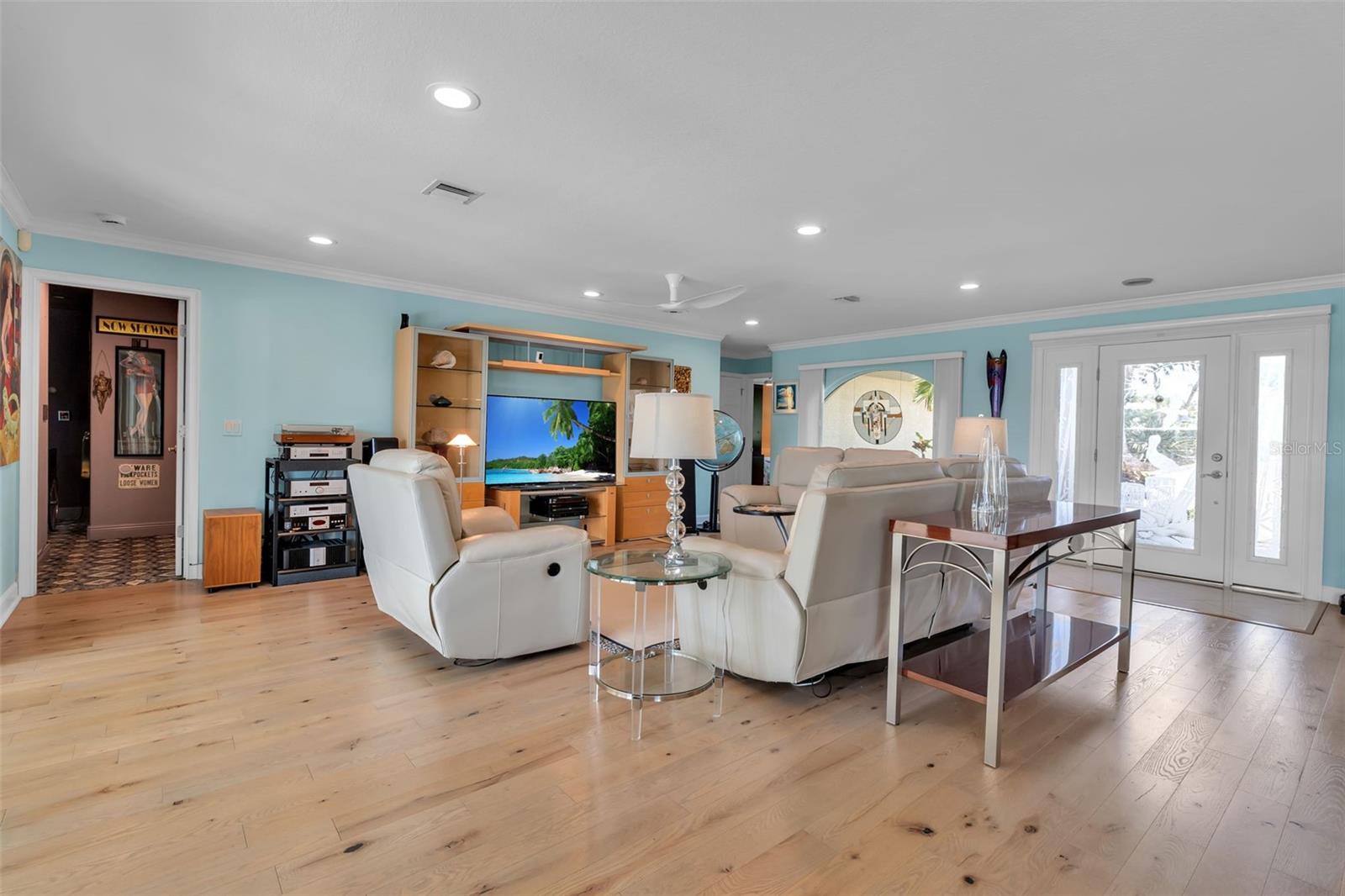 Image 16 of 59 For 524 Hornblower Lane