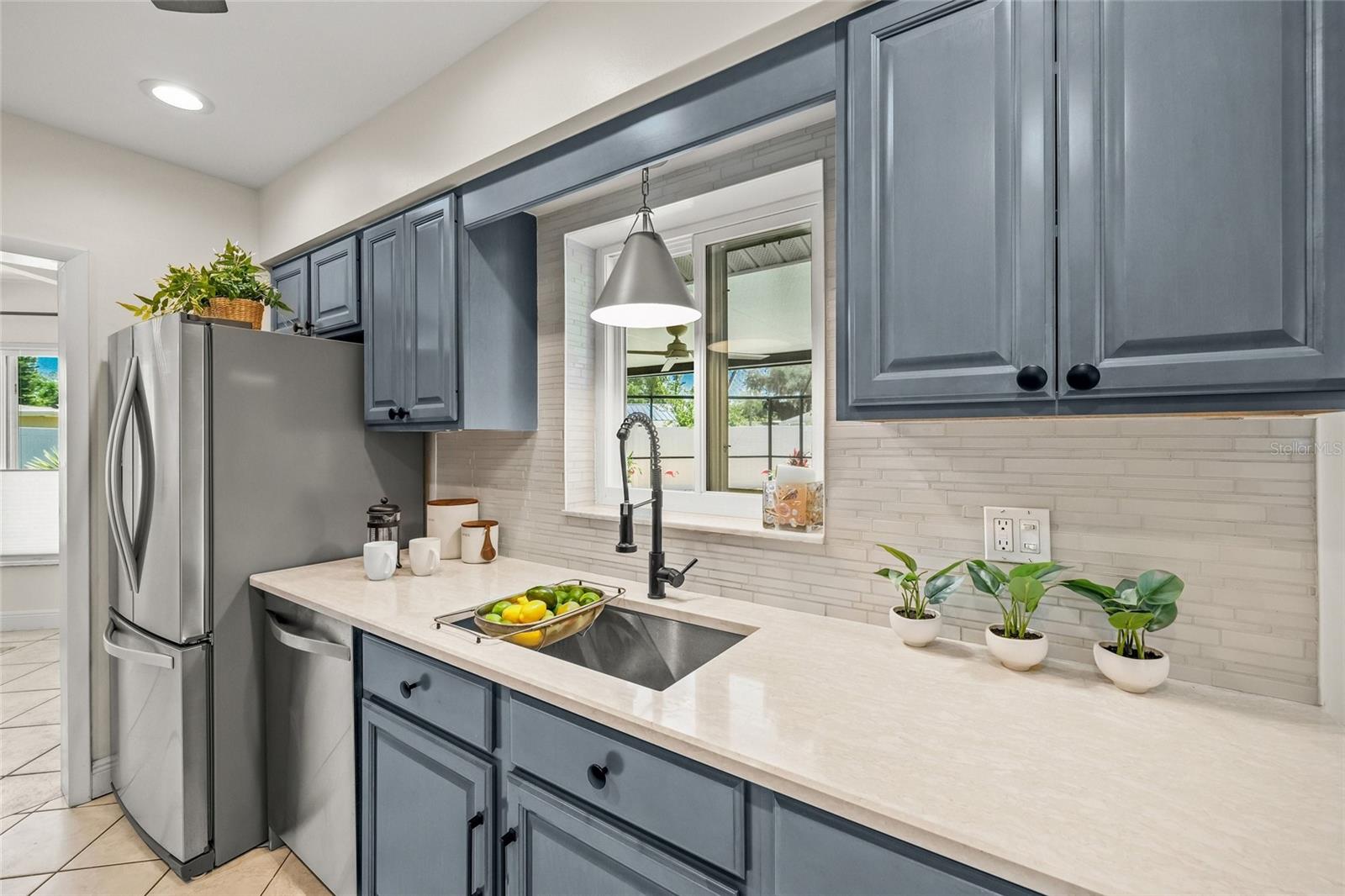 Image 21 of 64 For 6727 Anchor Way
